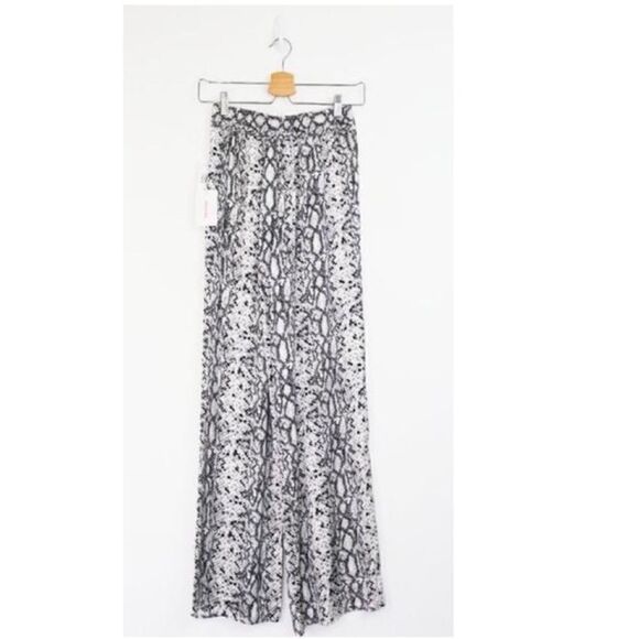 Good American Silky Flowy Snake Skin Print Pant BNWT - Picture 9 of 9
